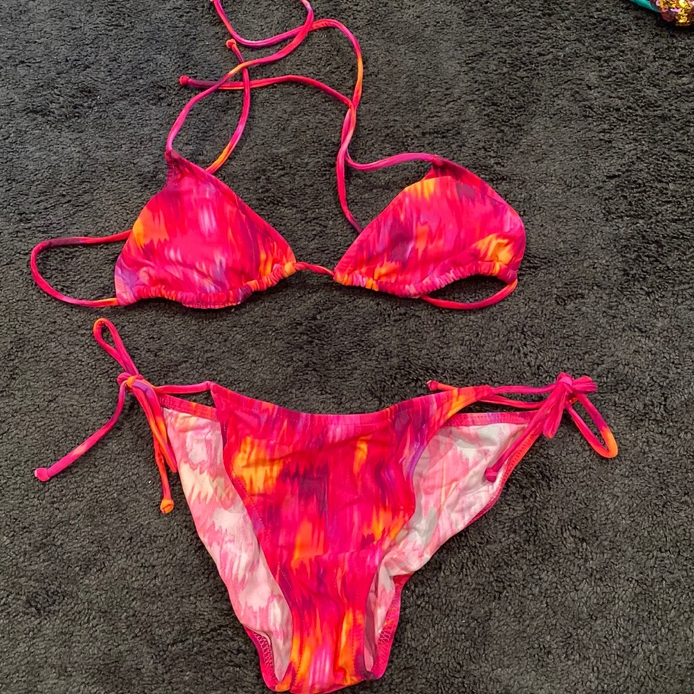 Venus Bikini